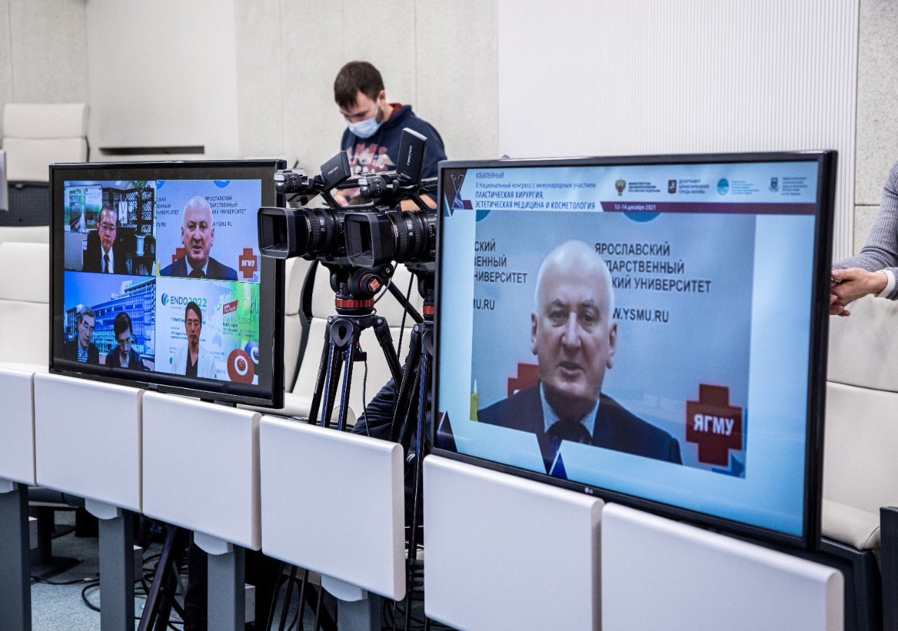 В Первом Российско-Японском Эндоскопическом центре прошла сессия, посвященная Искусственному Интеллекту